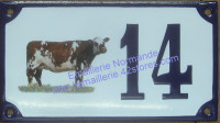 Numéro de rue décoré émaillé : Vache normande