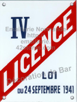 14-1. Plaque émaillée (15x20cm) Licence I à IV