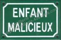 Plaque émaillée humoristique (10x15cm) Enfant malicieux