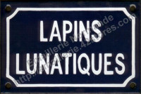 Plaque émaillée (10x15cm) lapins lunatiques