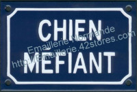 Plaque émaillée (10x15cm) chien méfiant